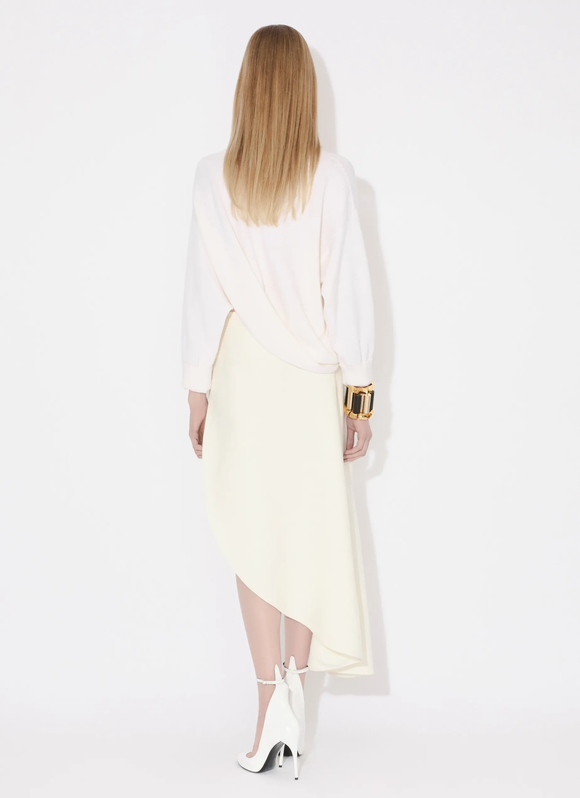 ASYMMETRICAL KNIT JUMPER