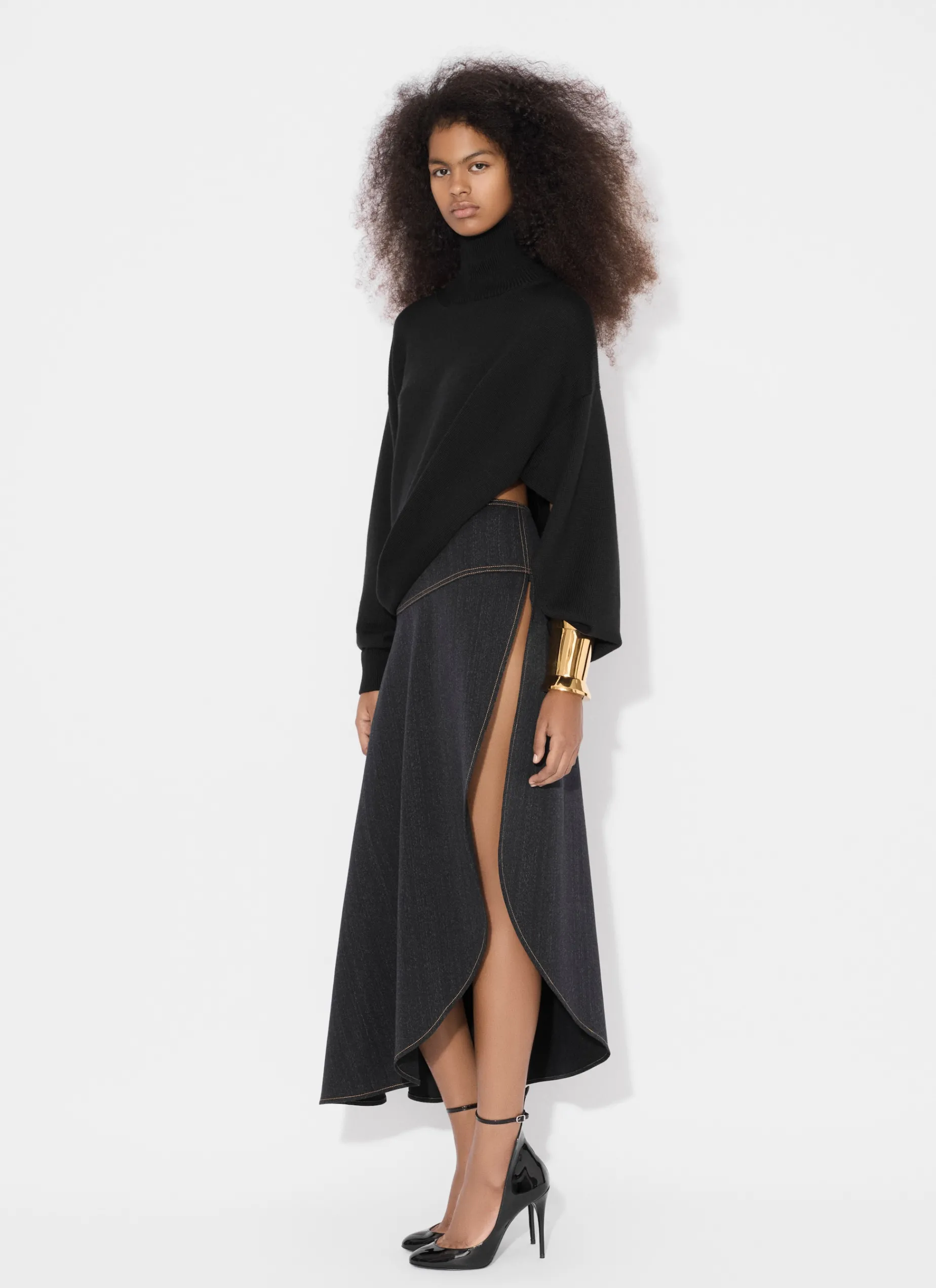 ASYMMETRICAL KNIT JUMPER