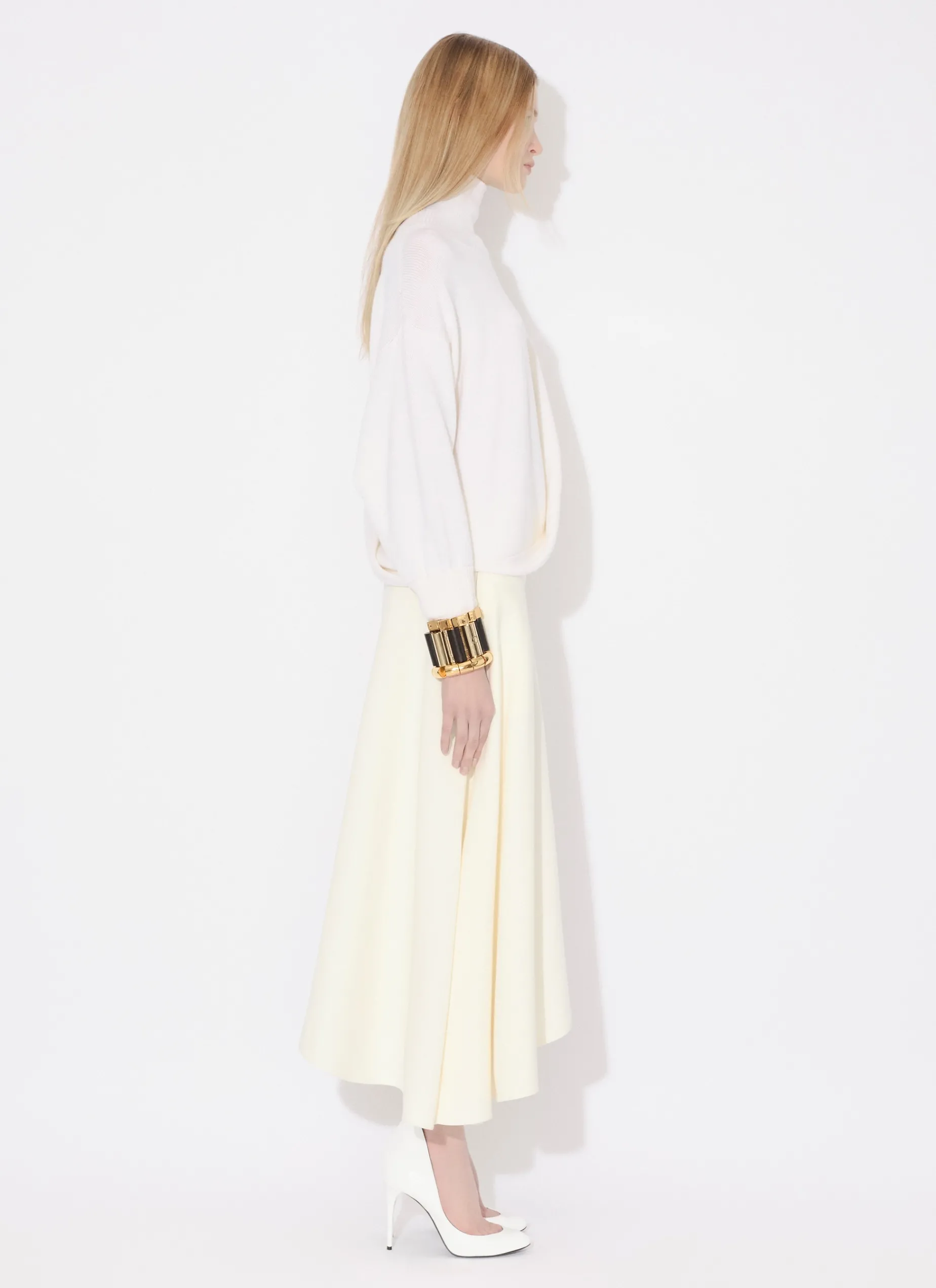 ASYMMETRICAL KNIT JUMPER