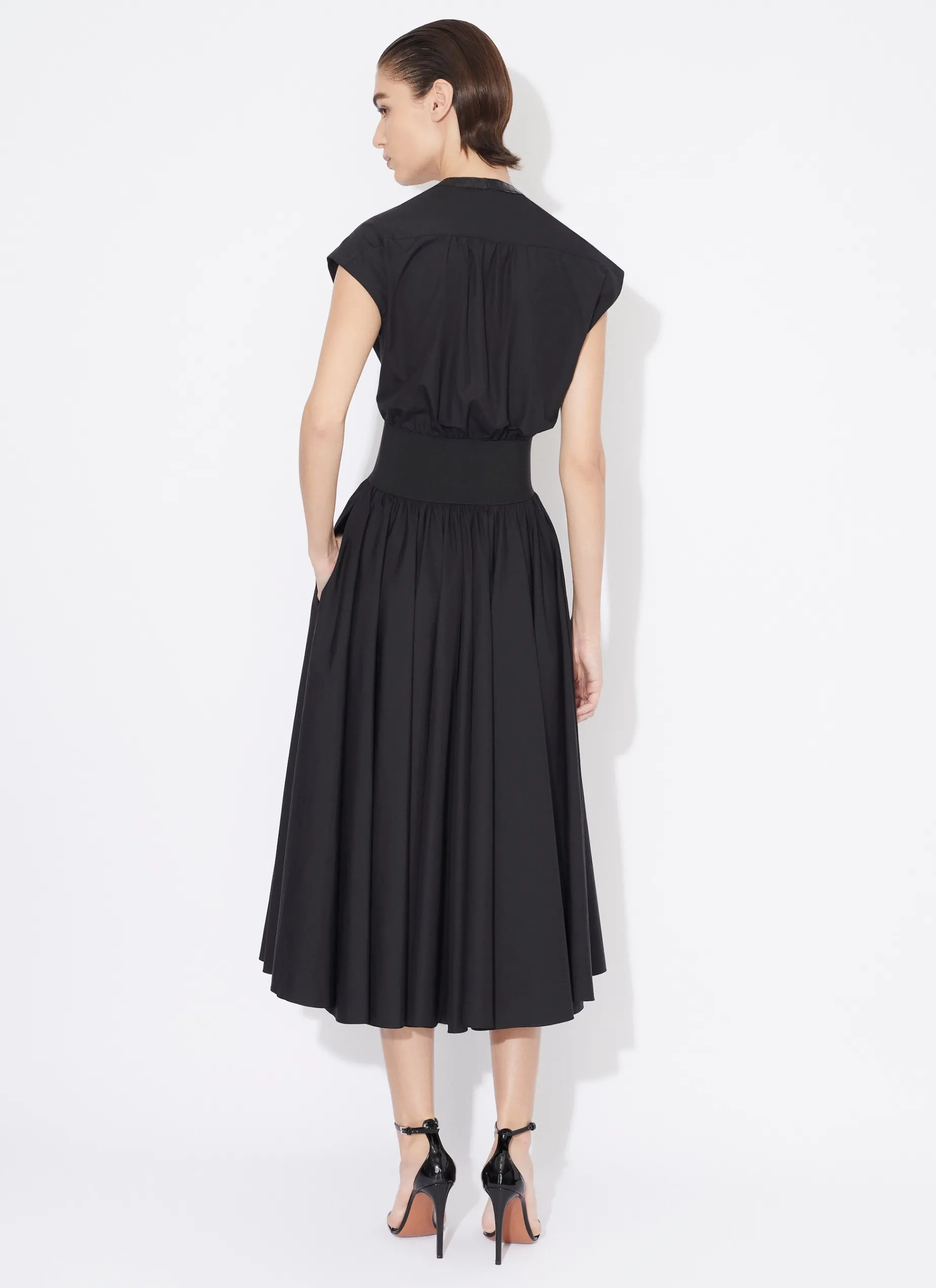 BELTED DRESS IN COTTON POPLIN