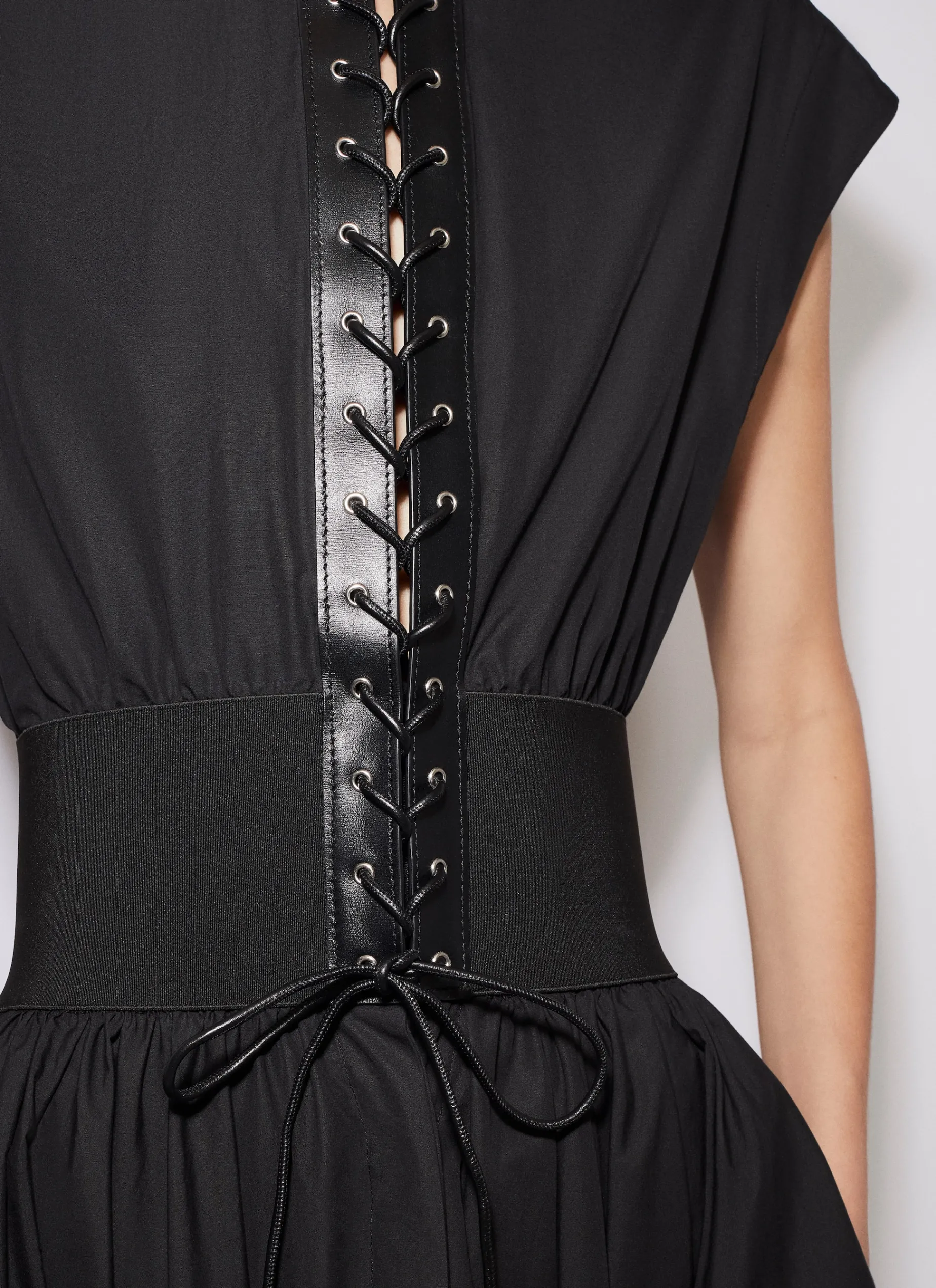 BELTED DRESS IN COTTON POPLIN