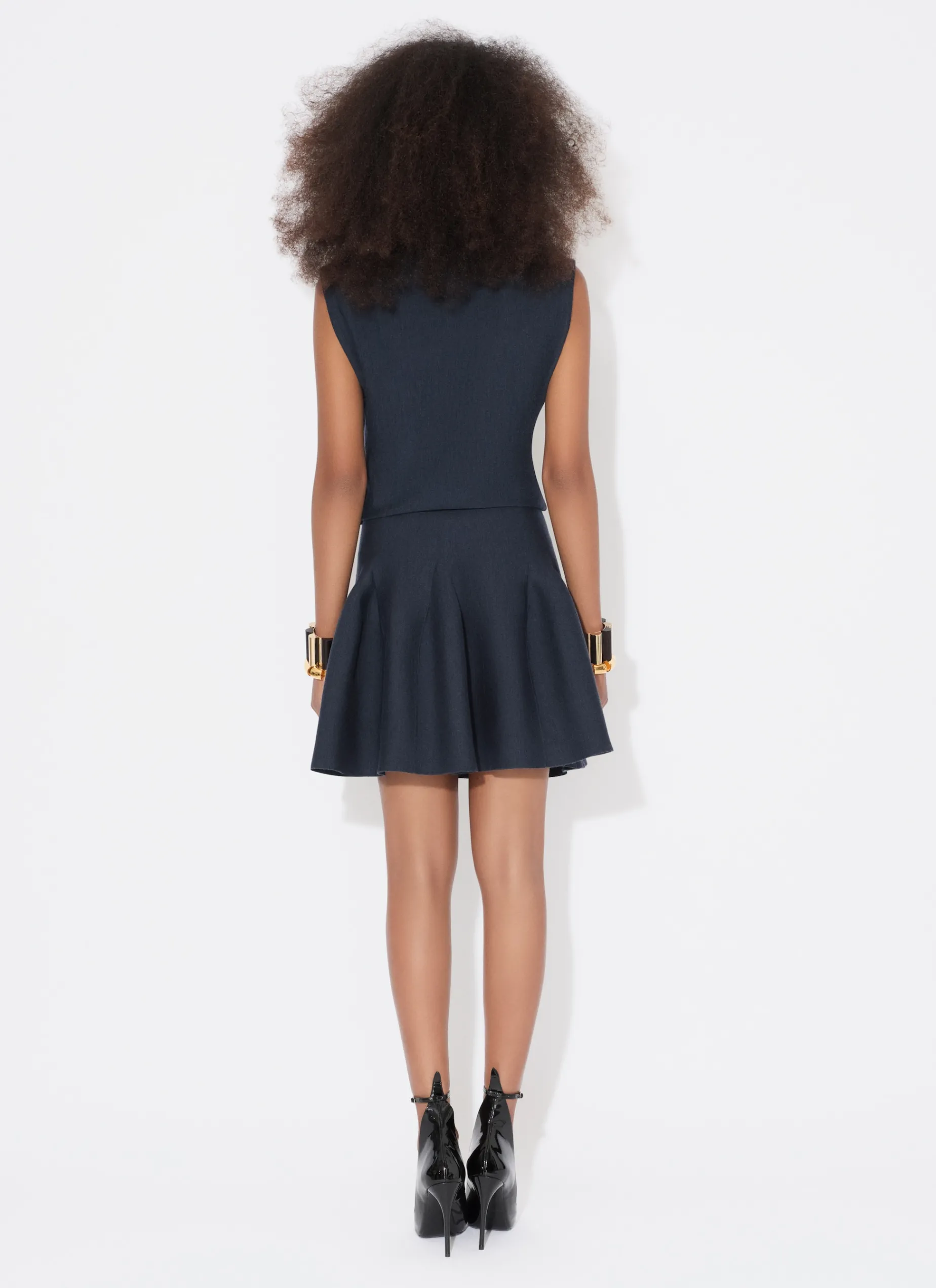 CAP SLEEVE DRESS IN SCULPTURAL GODET KNIT