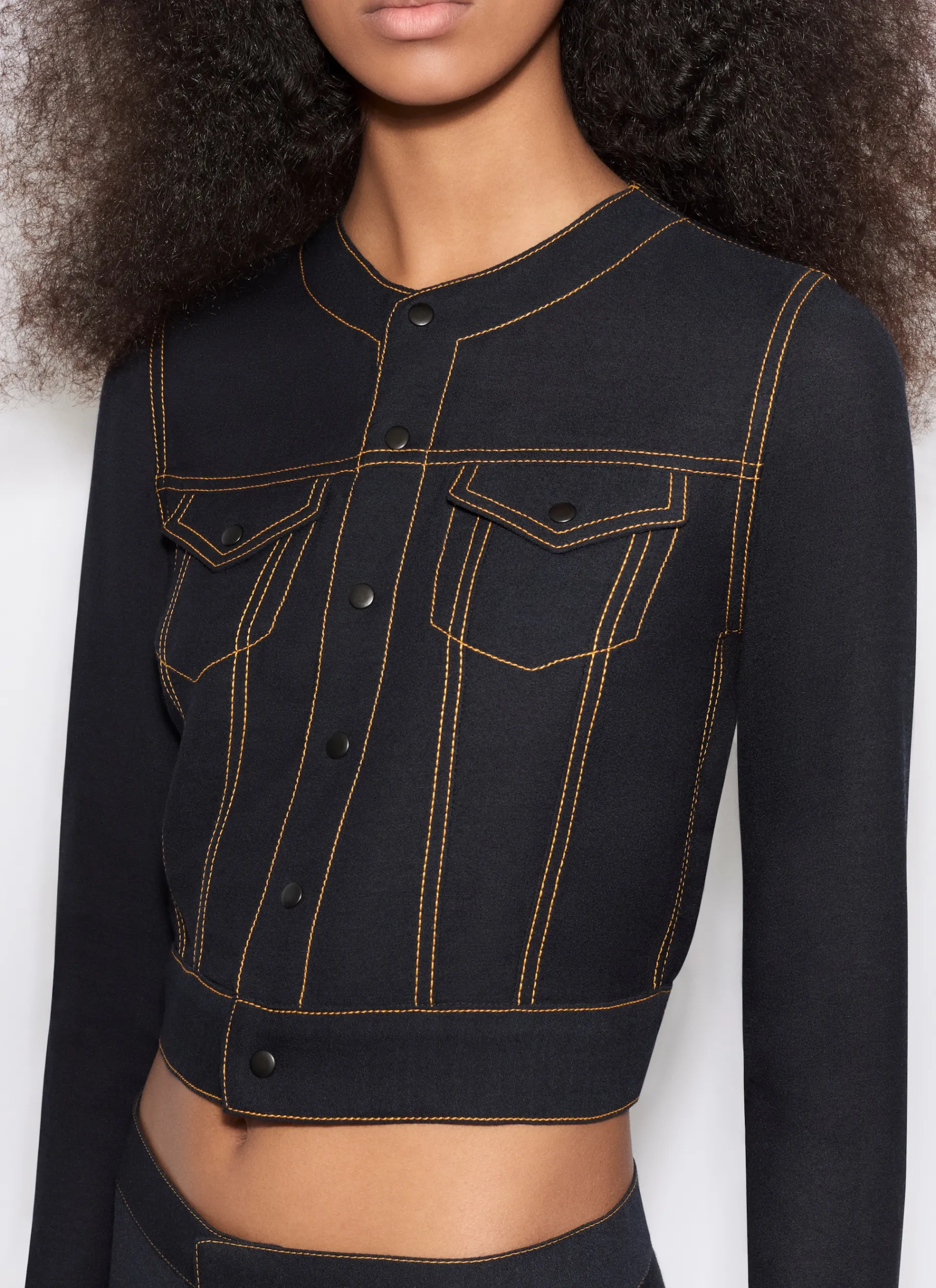 CROPPED FLUID JACKET
