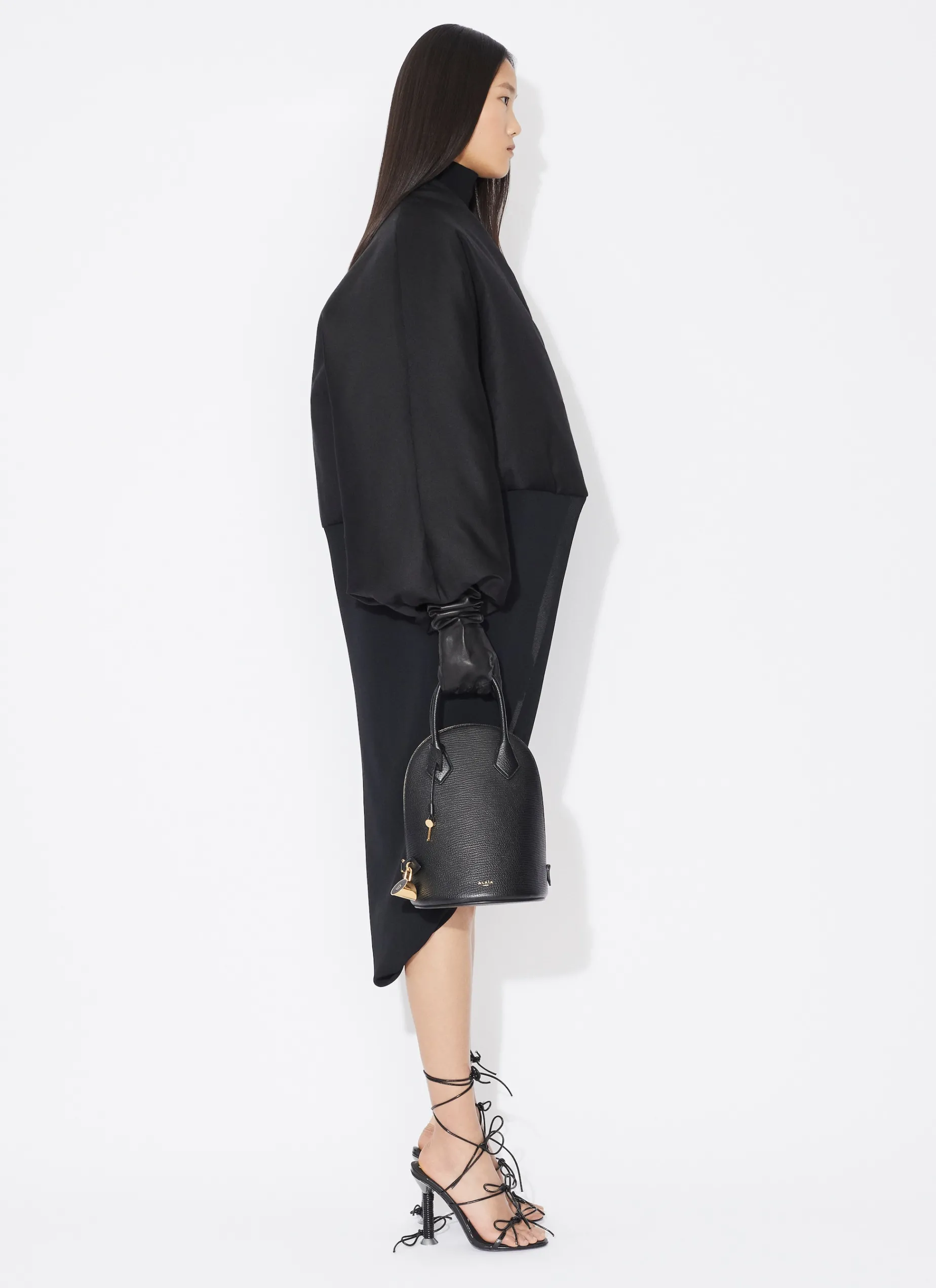 FOLDED COAT