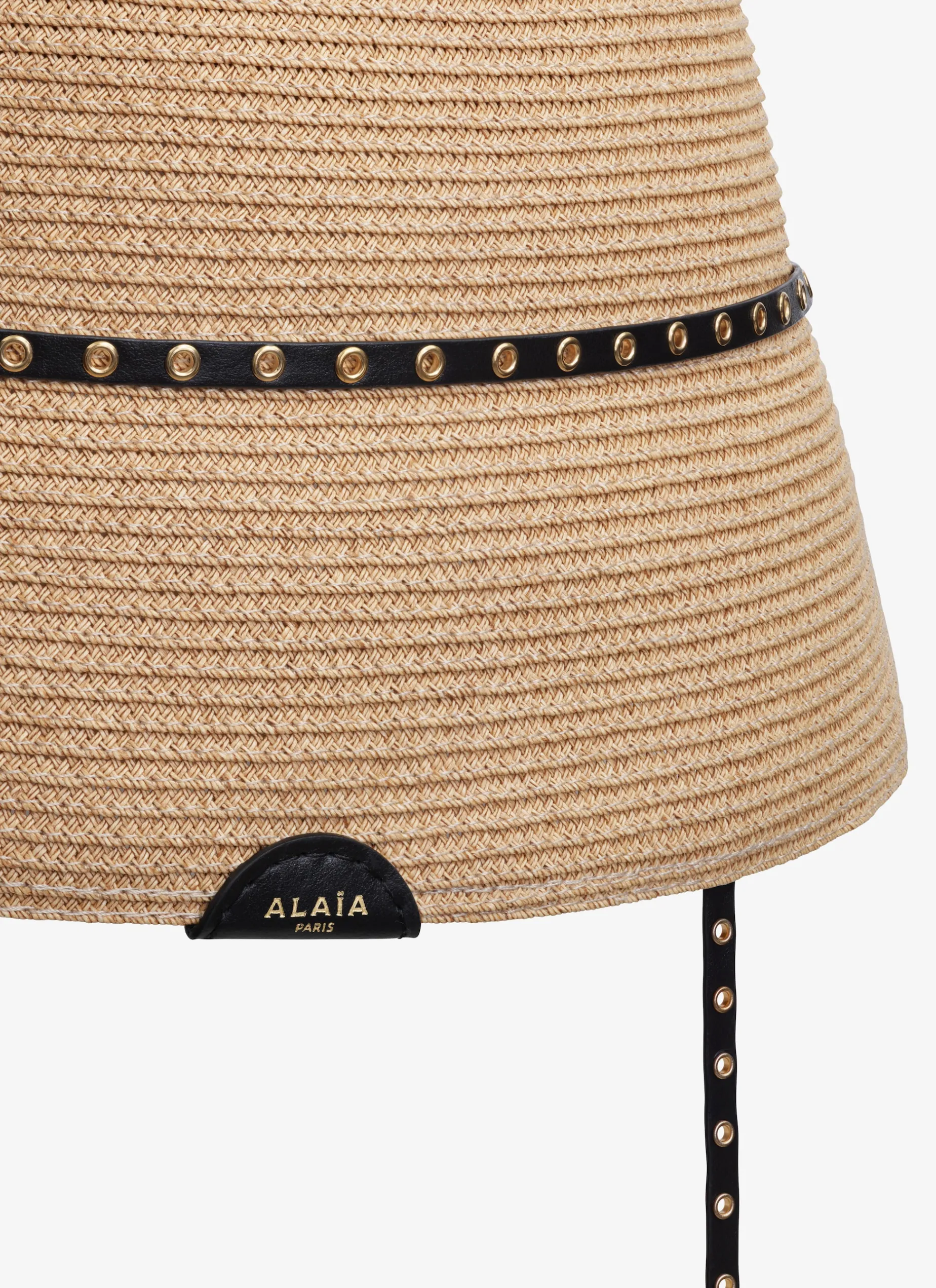 HAT IN PAPER STRAW