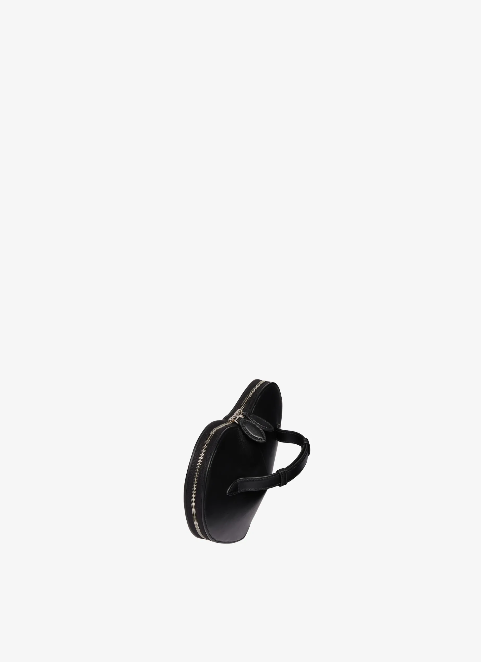 Le Coeur Pouch In Calfskin