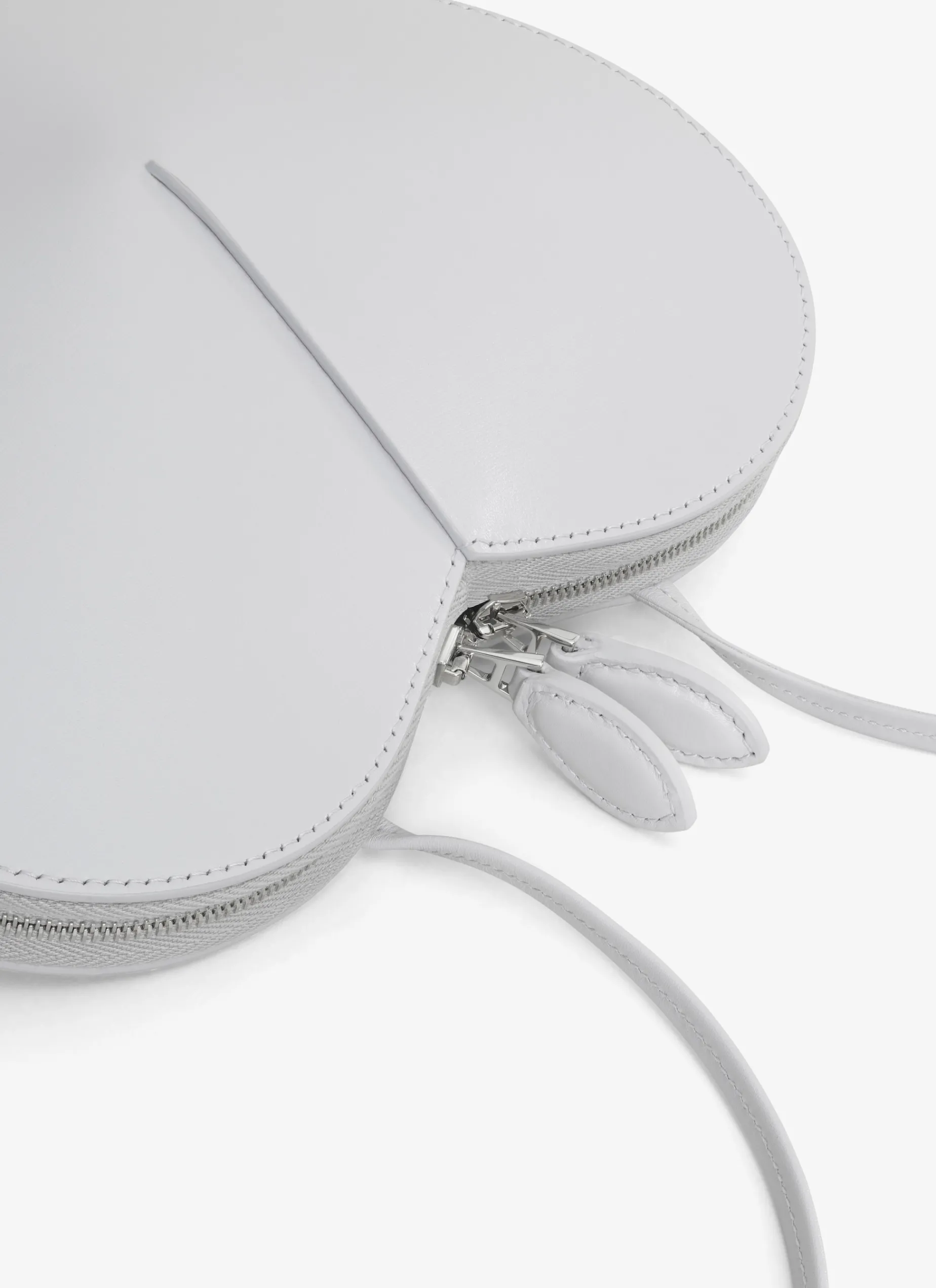 LE CŒUR BAG IN CALFSKIN