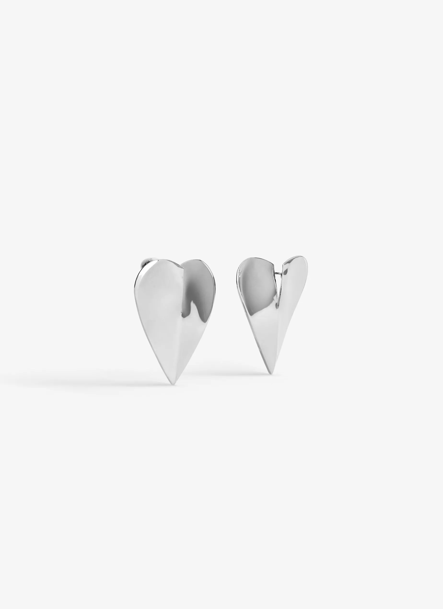 LE CŒUR TORN EARRINGS