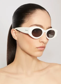 OVAL SUNGLASSES