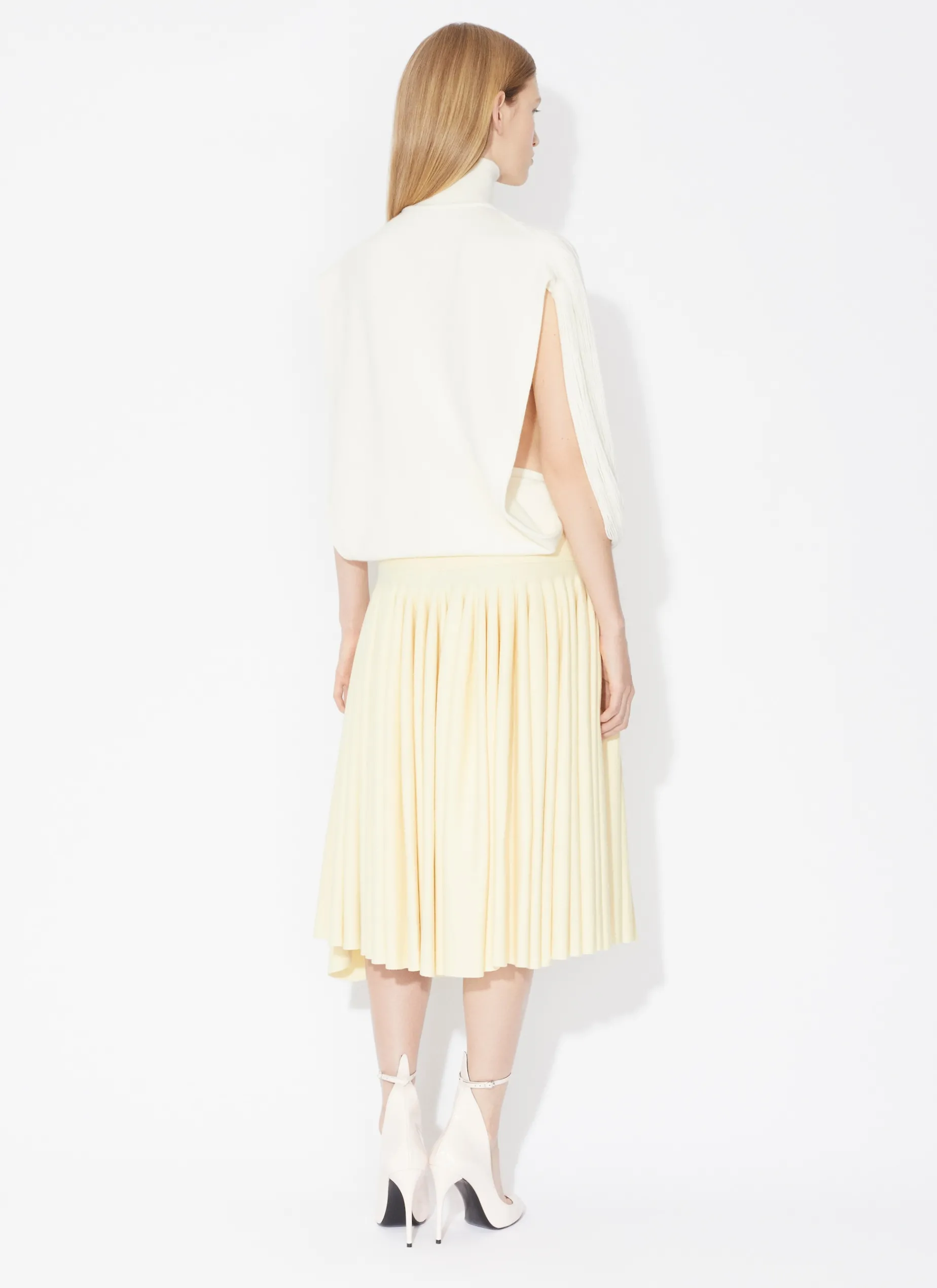 PLEATED SKIRT IN TIGHT GODET KNIT