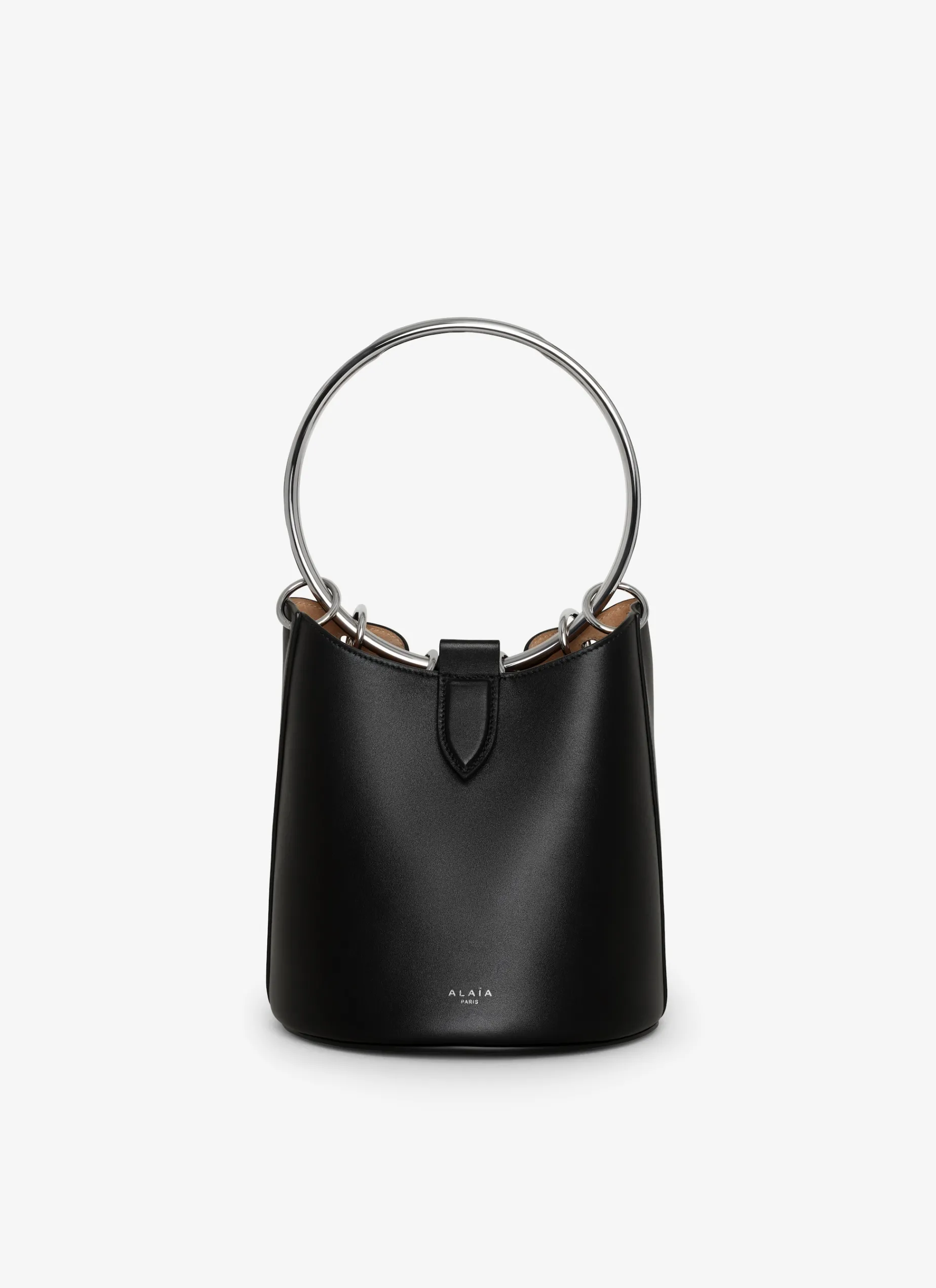 RING MEDIUM BUCKET BAG IN CALFSKIN