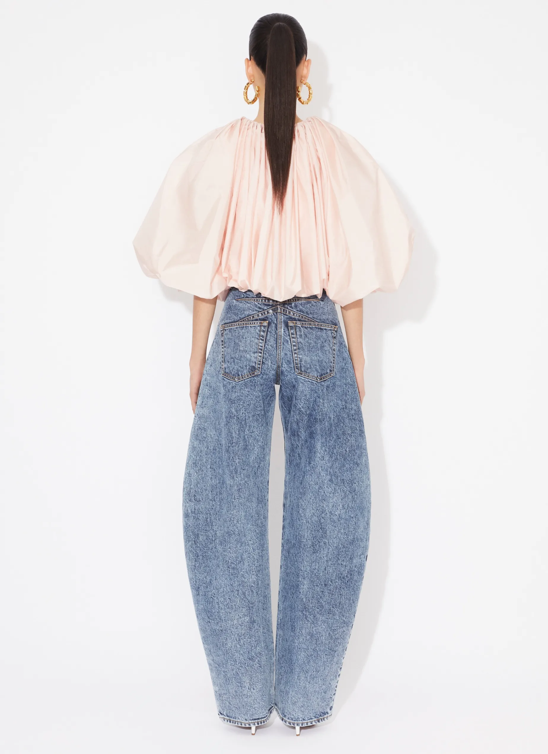 ROUND JEANS IN SNOW DENIM