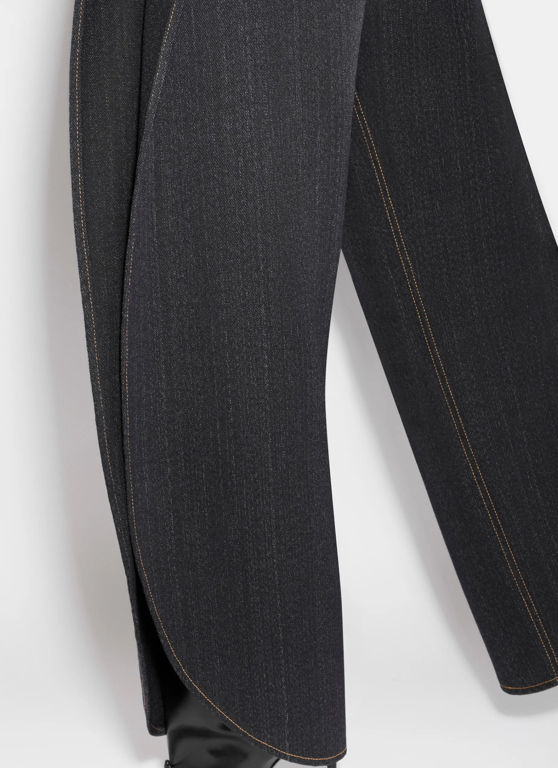 ROUND JEANS IN WOOL DENIM