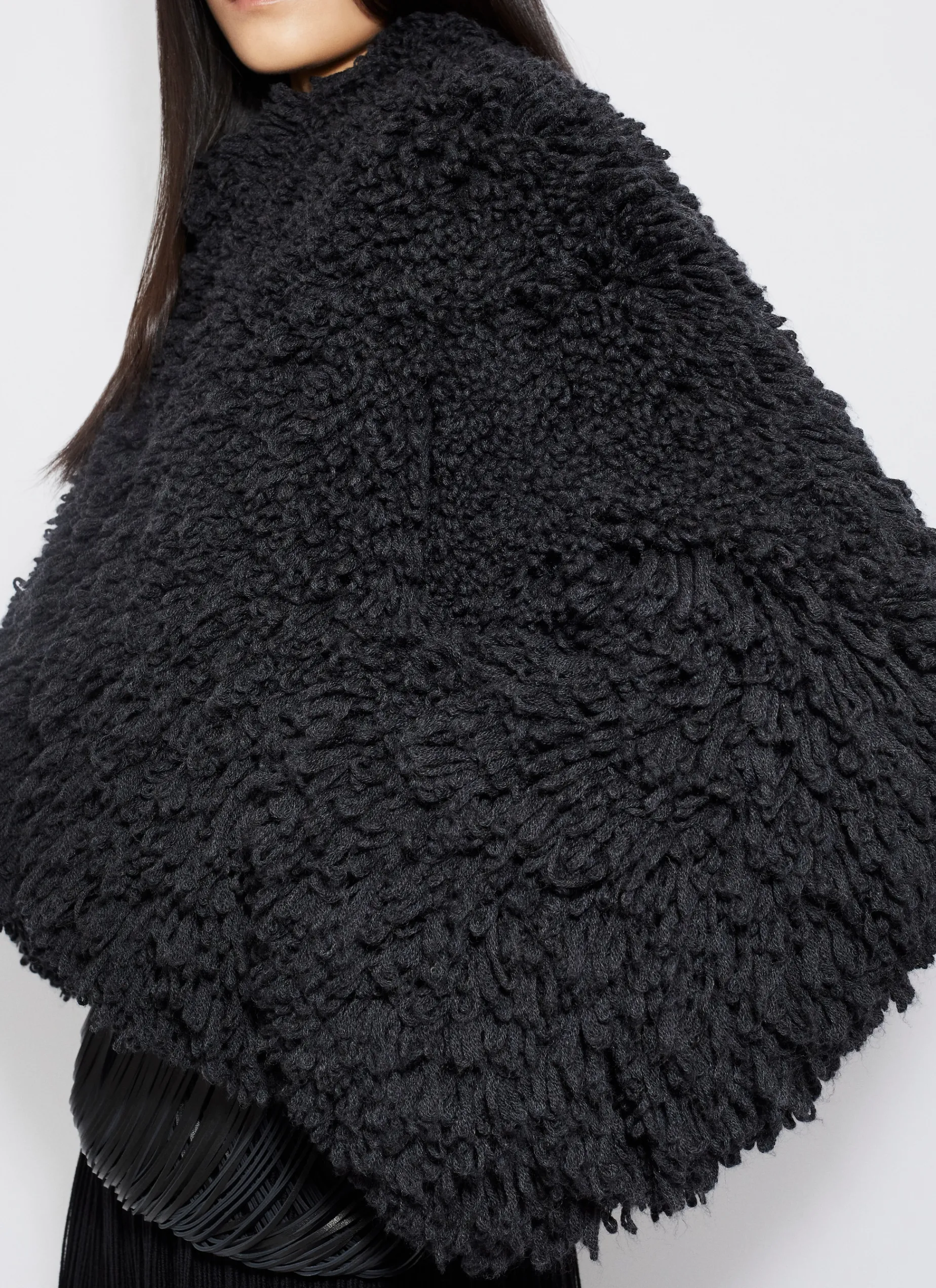 SHORT JACKET IN KNITTED FUR